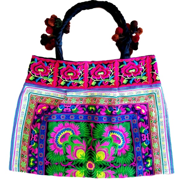 BOHO CHIC Embroidered Bag Tote Thailand TRAVEL - Picture 1 of 6